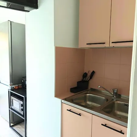 Family Apartment, Free Private Parking