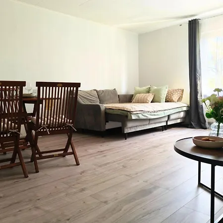 Family Apartment, Free Private Parking *